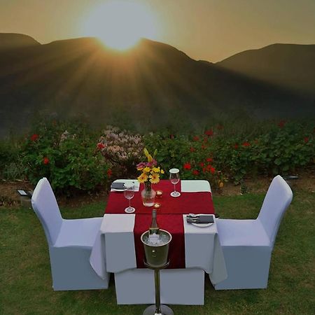 Araiya Palampur Hotel Bagian luar foto