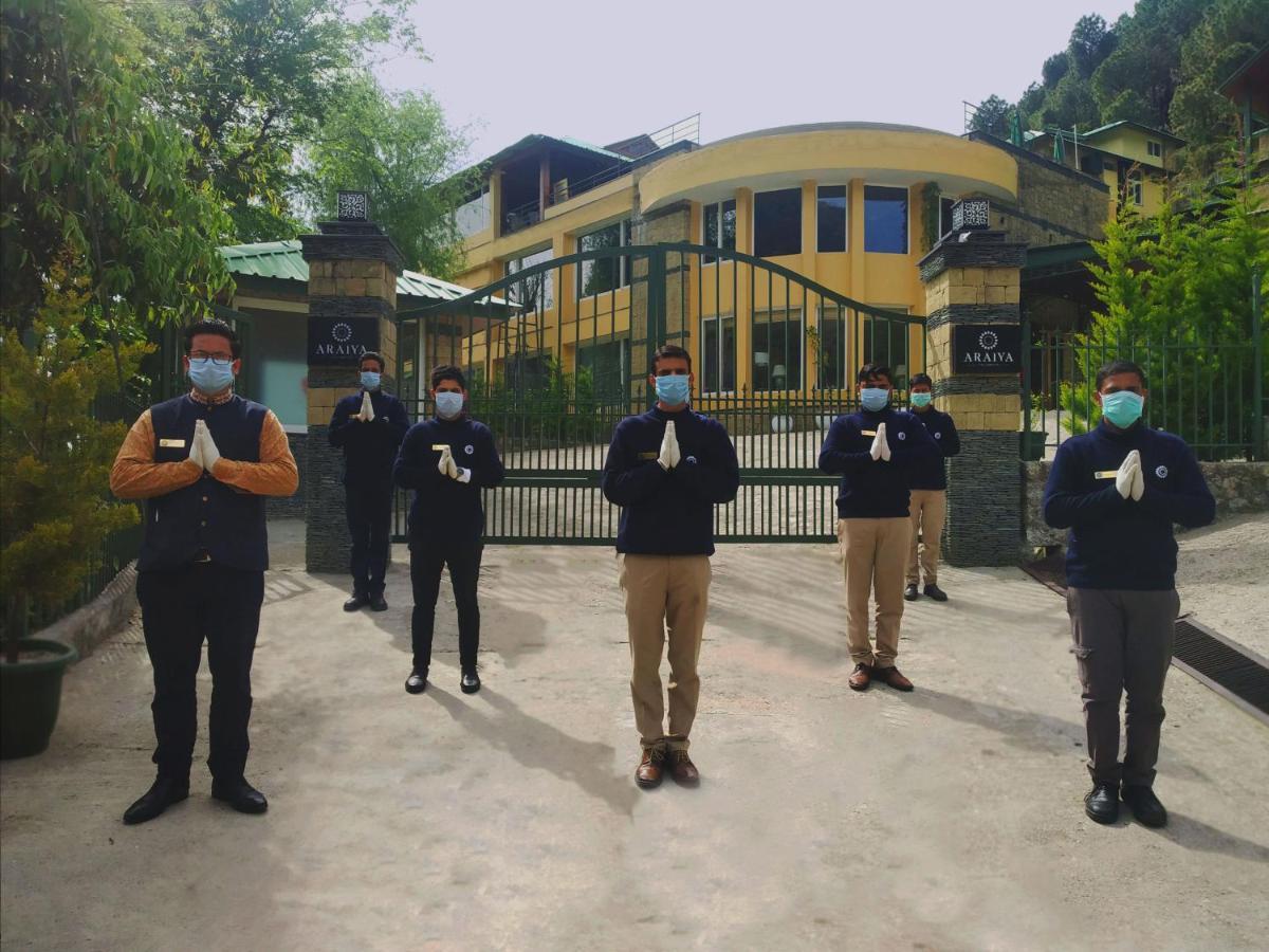 Araiya Palampur Hotel Bagian luar foto