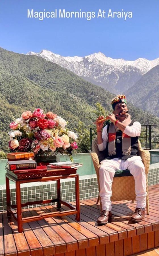Araiya Palampur Hotel Bagian luar foto