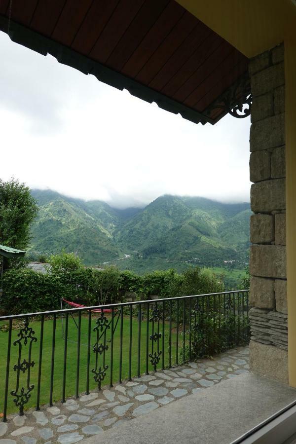Araiya Palampur Hotel Bagian luar foto