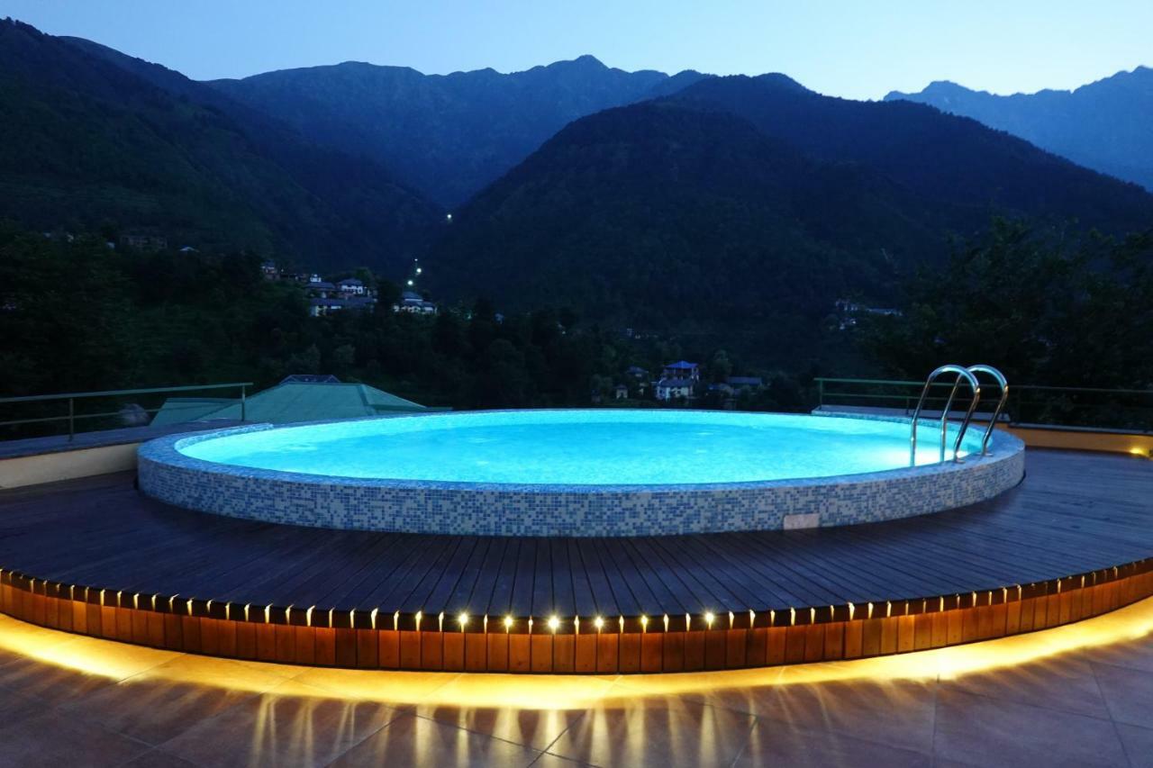 Araiya Palampur Hotel Bagian luar foto